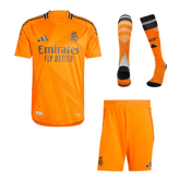Real Madrid Auswärts-Fußballtrikot-Set Authentic 2024/25 (Trikot + Shorts + Socken)